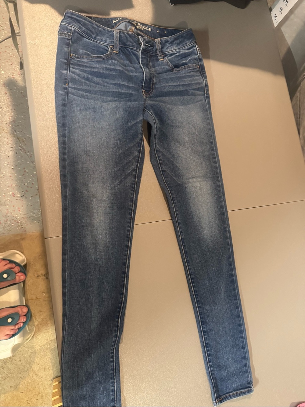 American Eagle Outfitters Women's Skinny Jeans in Blue Wash